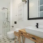 شقة Dietla One Bedroom With Air Conditioning & Balcony By Renters *