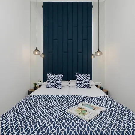 شقة Dietla One Bedroom With Air Conditioning & Balcony By Renters كراكوفيا