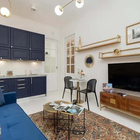 Dietla One Bedroom With Air Conditioning & Balcony By Renters كراكوفيا